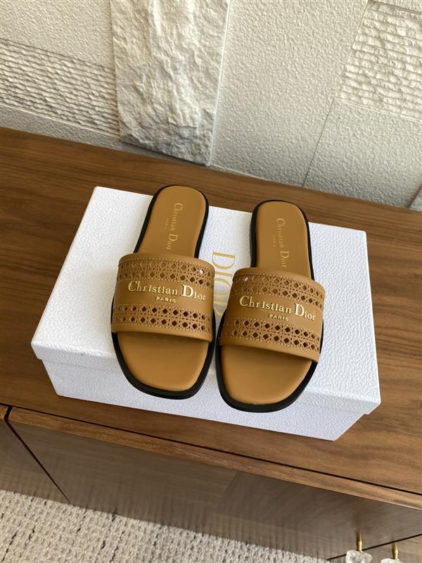 20251128184323780 310